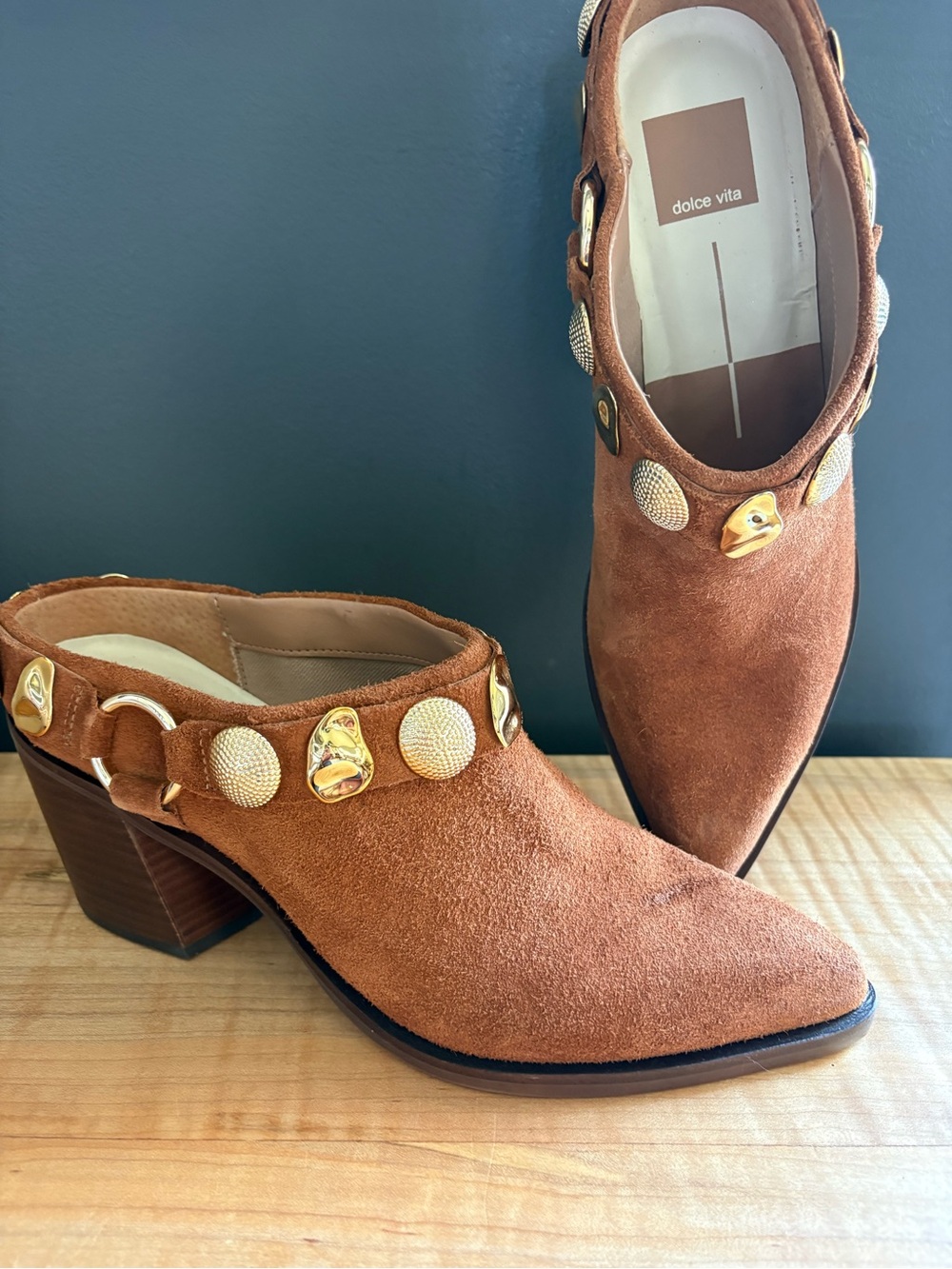 Dolce Vita Kanyon Tan Suede Studded Block Heel Booties 7.5